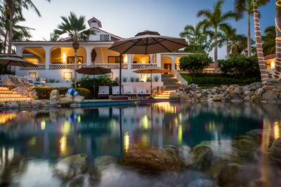 Luxury Villa Photo #4