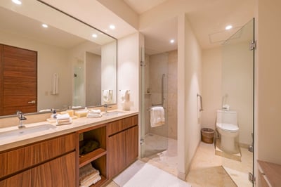 Luxury Villa Photo #28
