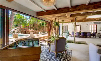 Luxury Villa Photo #11