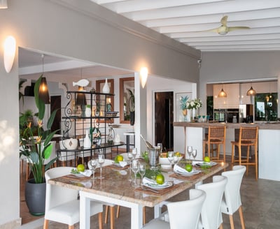 Luxury Villa Photo #7