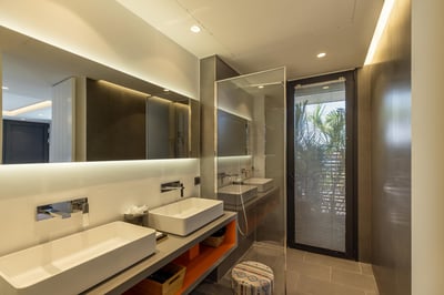 Luxury Villa Photo #21