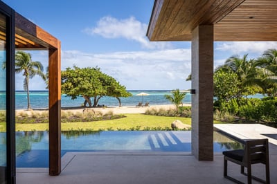 Luxury Villa Photo #2