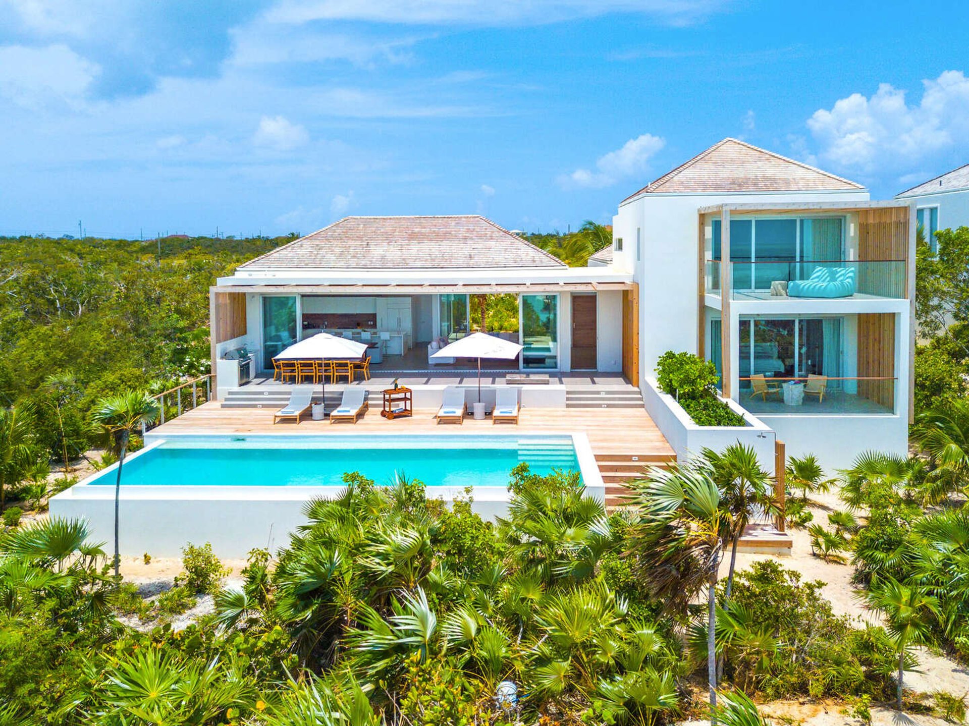Beach Enclave Long Bay 5 BDM Beachfront Villa - 3