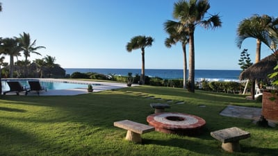 Luxury Villa Photo #11
