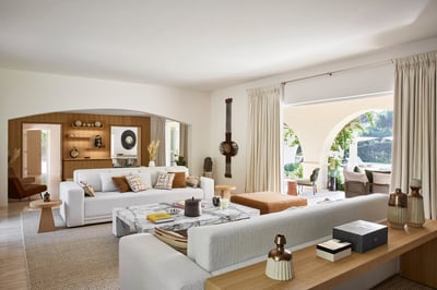 Luxury Villa Photo #16