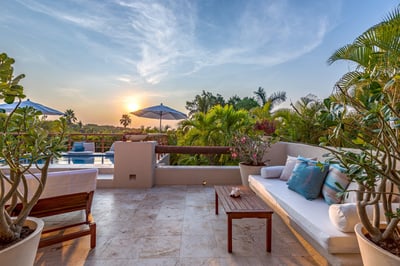 Luxury Villa Photo #10