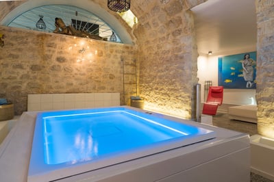 Luxury Villa Photo #24