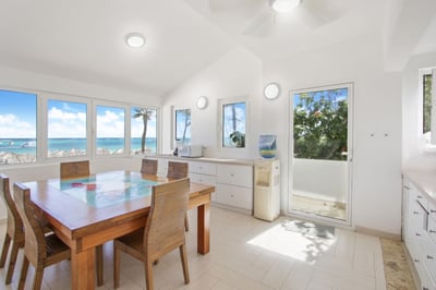 Luxury Villa Photo #13