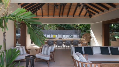 Luxury Villa Photo #9