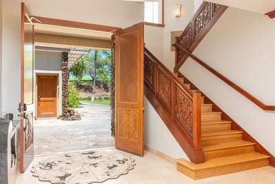 Luxury Villa Photo #17