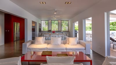Luxury Villa Photo #35