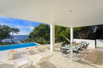 Luxury Villa Photo #6