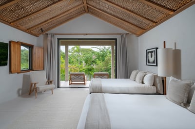 Luxury Villa Photo #36