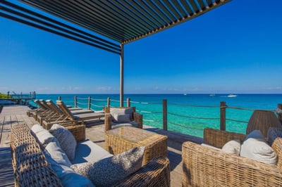 Luxury Villa Photo #17
