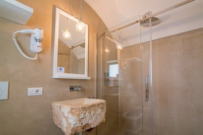 Luxury Villa Photo #29