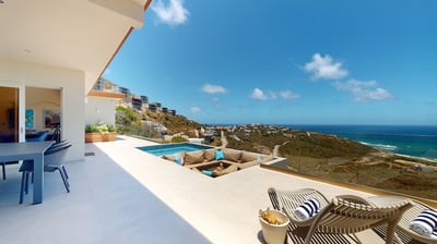 Luxury Villa Photo #9