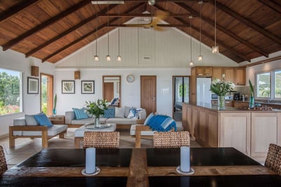Luxury Villa Photo #20