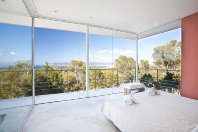 Luxury Villa Photo #17