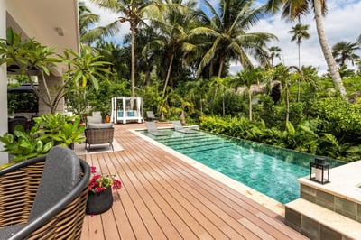 Luxury Villa Photo #6
