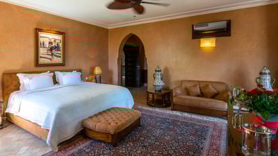 Luxury Villa Photo #16