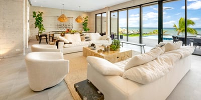 Luxury Villa Photo #10