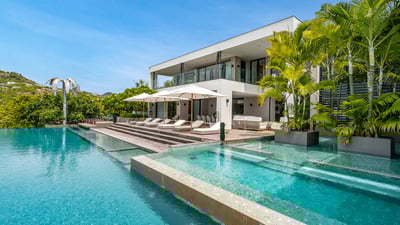Luxury Villa Photo #5