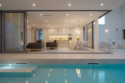 Luxury Villa Photo #8