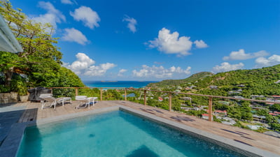 Luxury Villa Photo #5