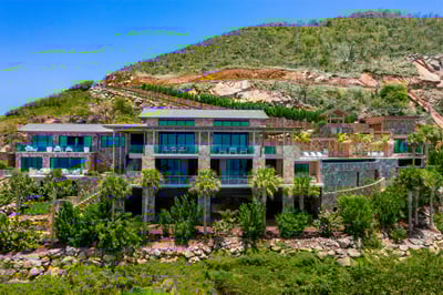 Luxury Villa Photo #2