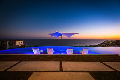 Luxury Villa Photo #14