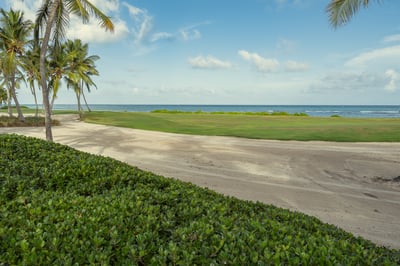 Luxury Villa Photo #11