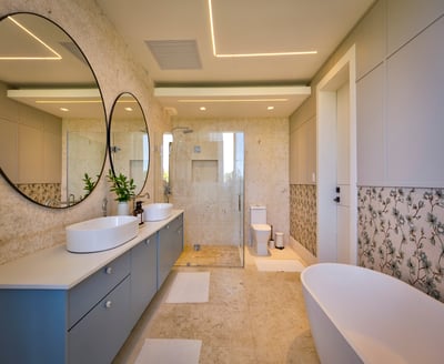Luxury Villa Photo #34