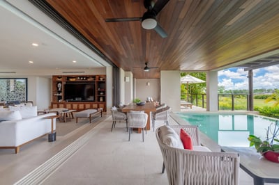 Luxury Villa Photo #10