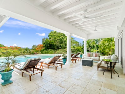 Luxury Villa Photo #8