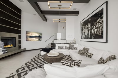 Luxury Villa Photo #18