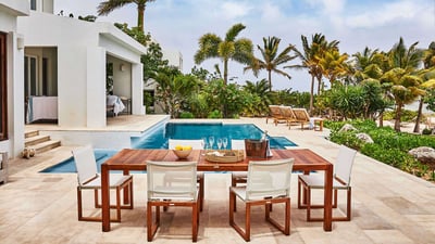 Luxury Villa Photo #13