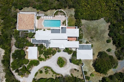 Luxury Villa Photo #37