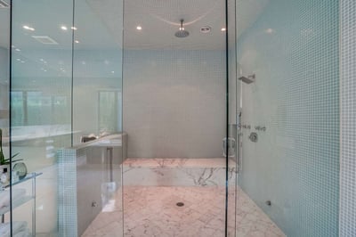 Luxury Villa Photo #35