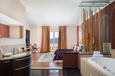 Luxury Villa Photo #57