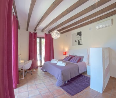 Luxury Villa Photo #30