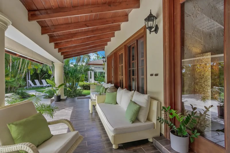 Tropical Oasis Villa