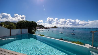 Luxury Villa Photo #6