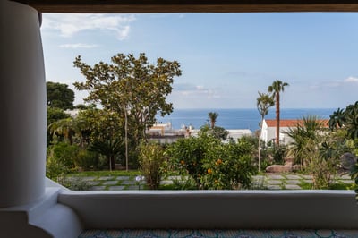 Luxury Villa Photo #10
