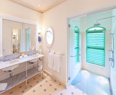 Luxury Villa Photo #33