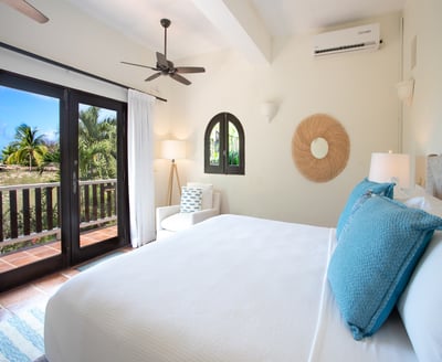 Luxury Villa Photo #24