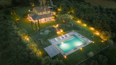 Luxury Villa Photo #28