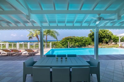 Luxury Villa Photo #10