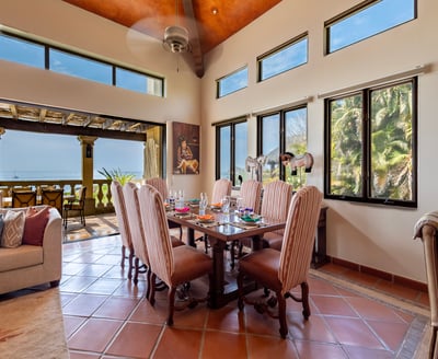 Luxury Villa Photo #20