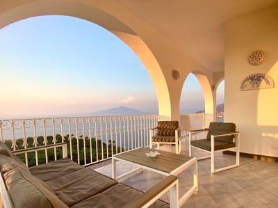 Luxury Villa Photo #5