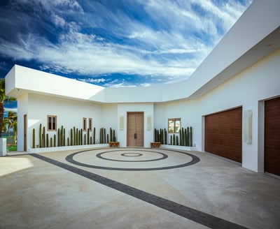 Luxury Villa Photo #26